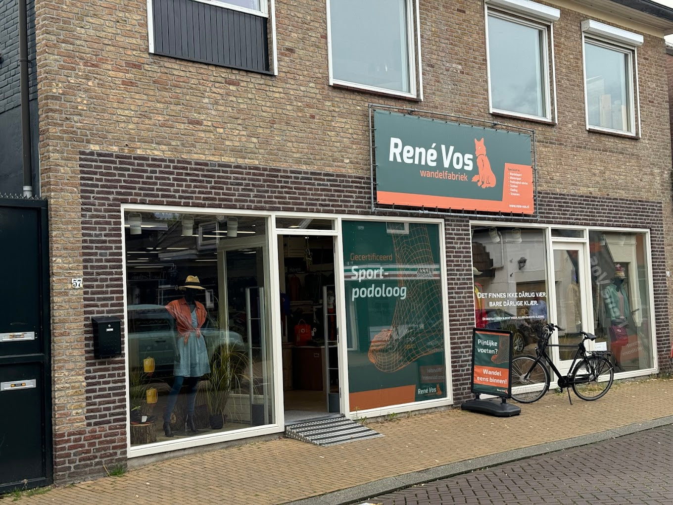 Apeldoorn René Vos Outdoor & Sports; De Wandelfabriek, Asselsestraat 59, 055-5787906