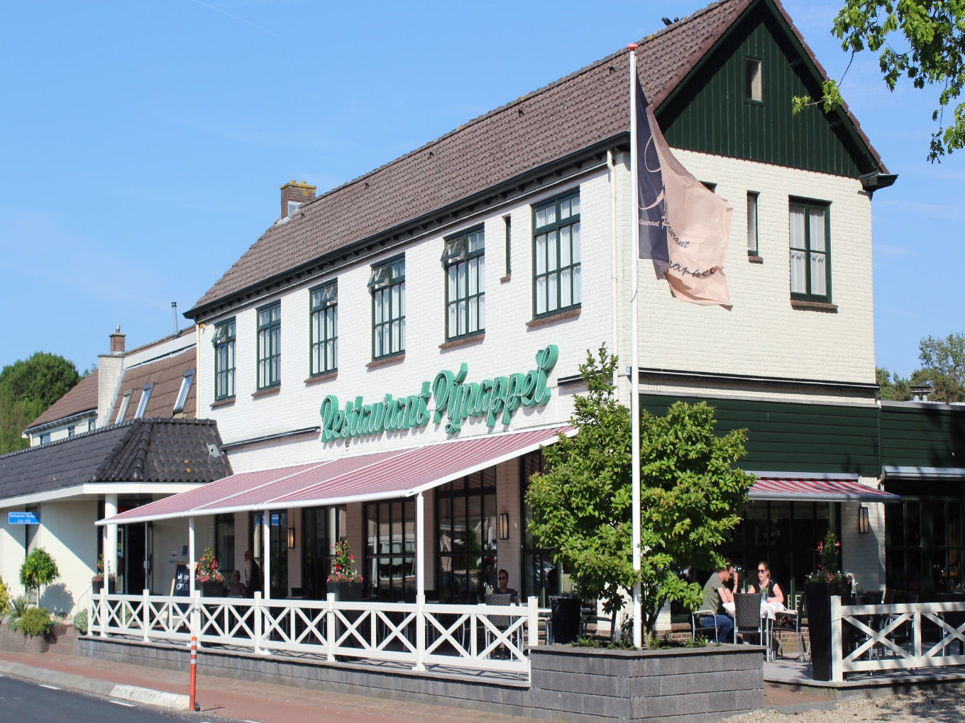 Klarenbeek, Restaurant Pijnappel, Hoofdweg 55, 055-3011242